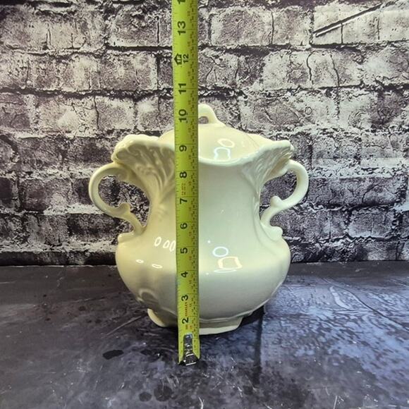 Vintage Elegant Ceramic Cookie Jar - Picture 5 of 5